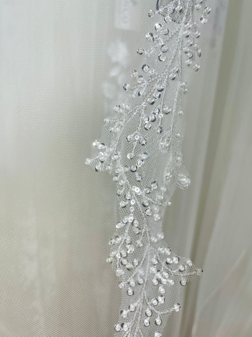 Delia Bridal Veil