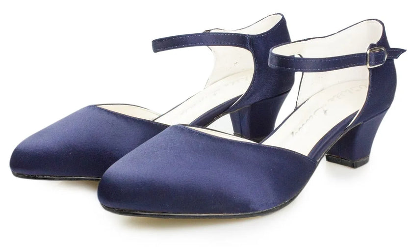Zapatos de fiesta azul marino con ajuste personalizable, perfectos para bodas y eventos formales