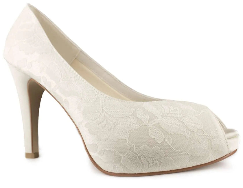 Zapatos de novia Crisoprasa Ivory con tacón de 8 cm, punta elegante y plantilla acolchonada para un ajuste cómodo.