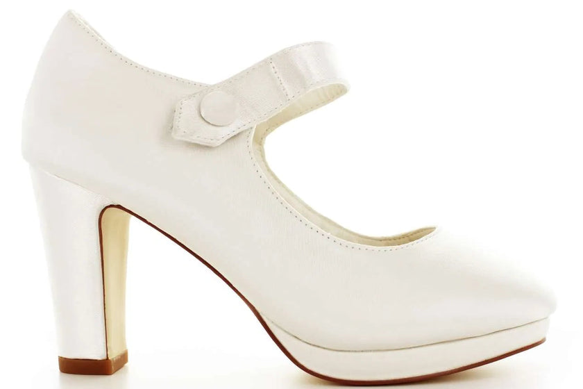 Zapatos de novia Variscita en color Ivory con plataforma, tacón ancho de 8 cm y cierre oculto, ideales para bodas y eventos elegantes.