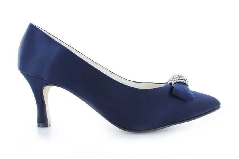 Zapatos de fiesta vintage azul marino con broche y tacón kitten heel de 4.5 cm