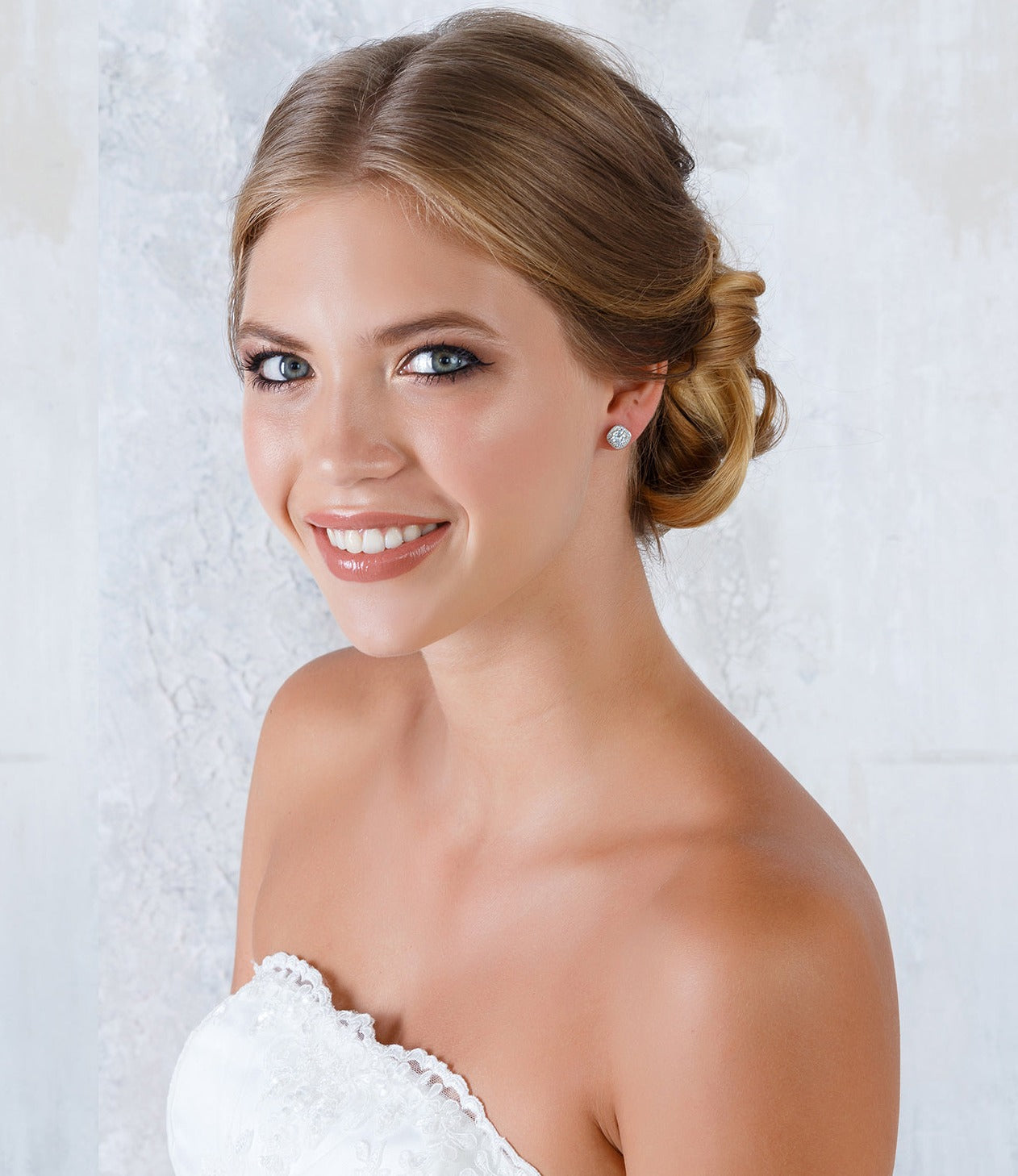 Diva Bridal Earrings